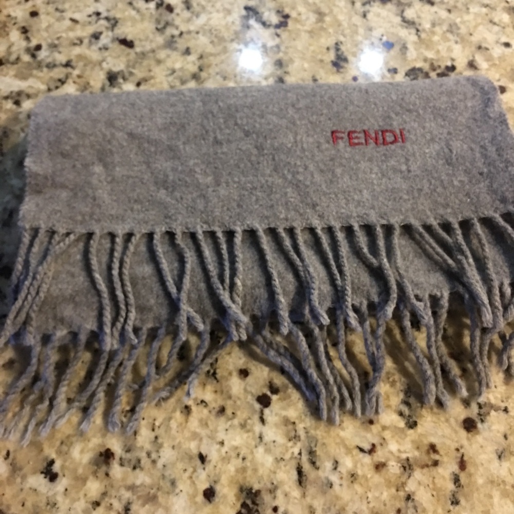 Fendi Scarf - Picture 4 of 5